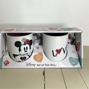 Set of 2 Disney Mugs Mickey Mouse ove Heart Handles New In Box